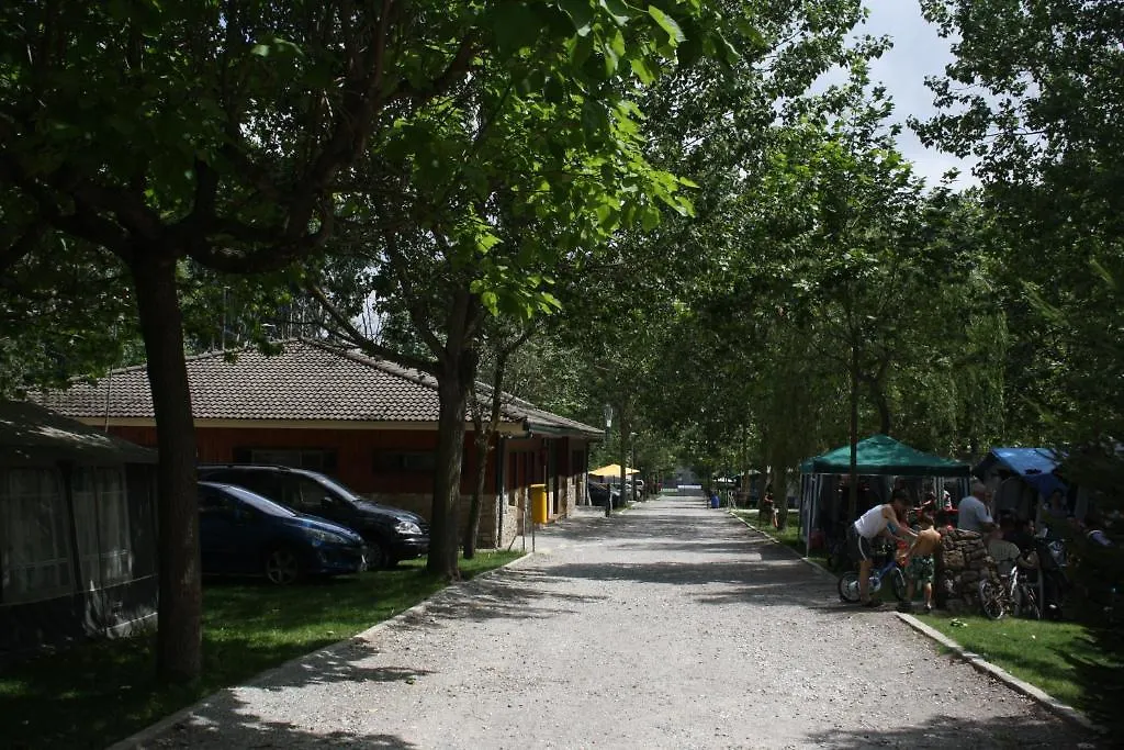 *** 홀리데이파크 Bungalows Conca De Ter 빌라용가 데 테르 스페인